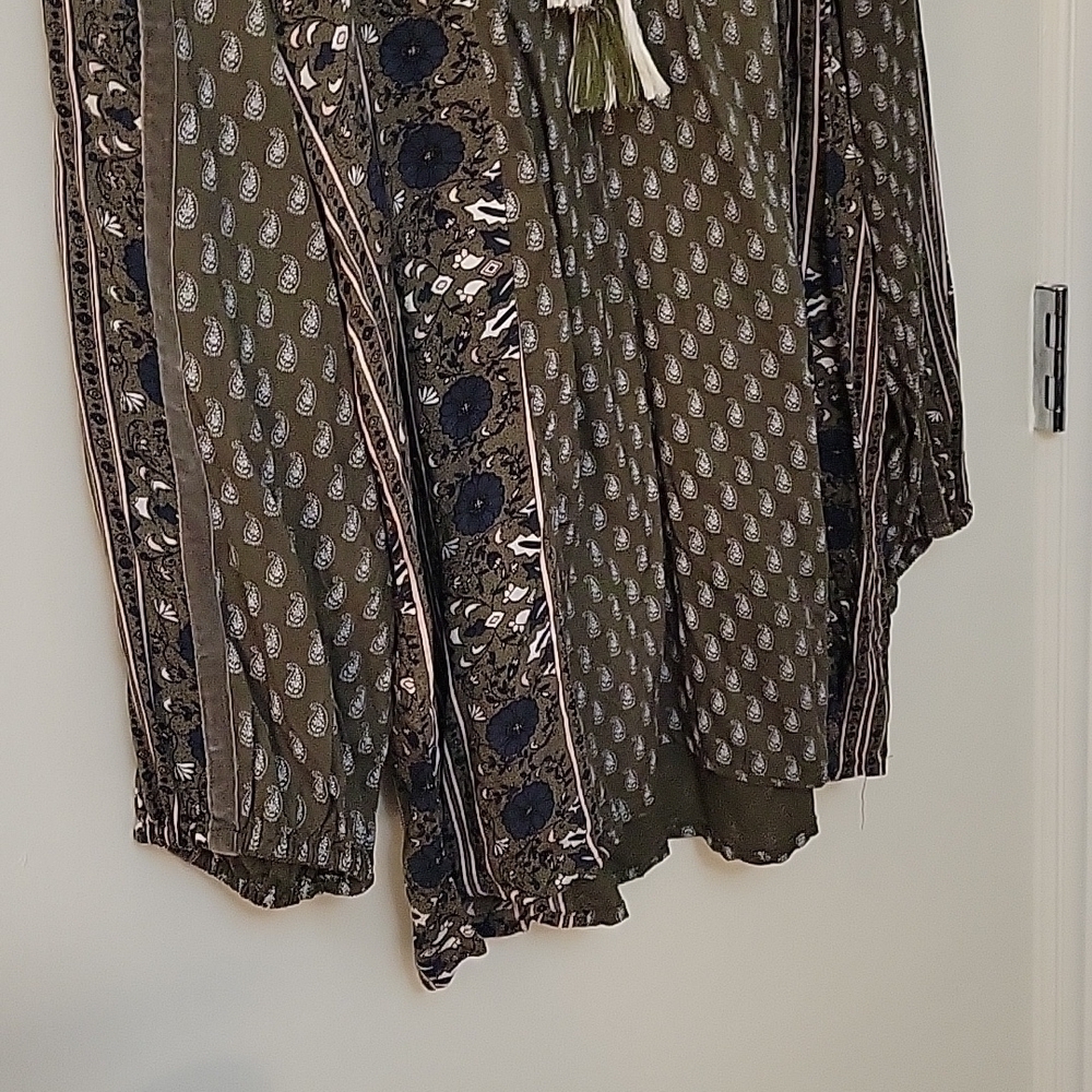 New DIRECTIONS Olive Green Floral Paisley Peasant Long Sleeve Hippy Tunic - Picture 4 of 12